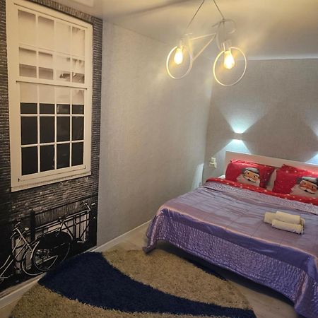 Амстердам Apartman Kremencsuk Kültér fotó